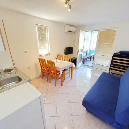 Gajine Apartman *