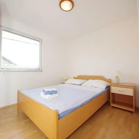 Gajine Apartman Posedarje