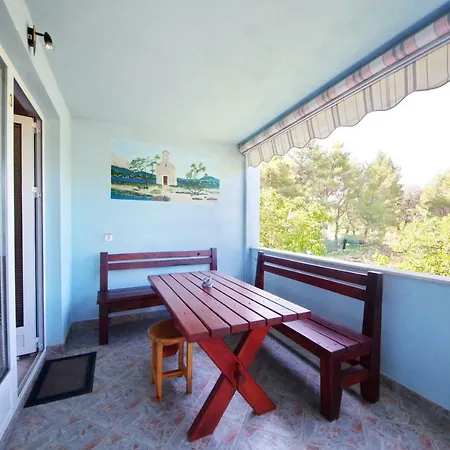 Apartment Gajine *