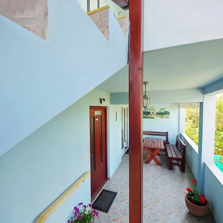 Gajine Apartman Posedarje