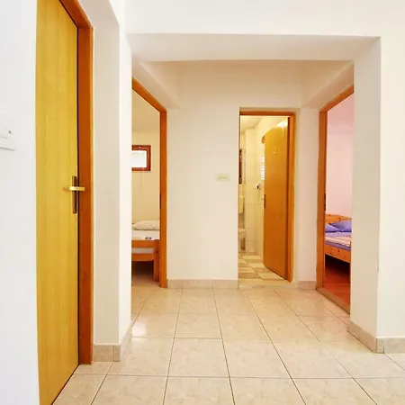 Gajine Apartman *