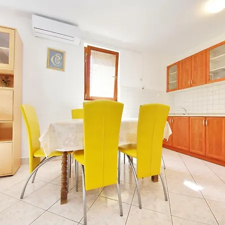 Gajine Apartman Posedarje